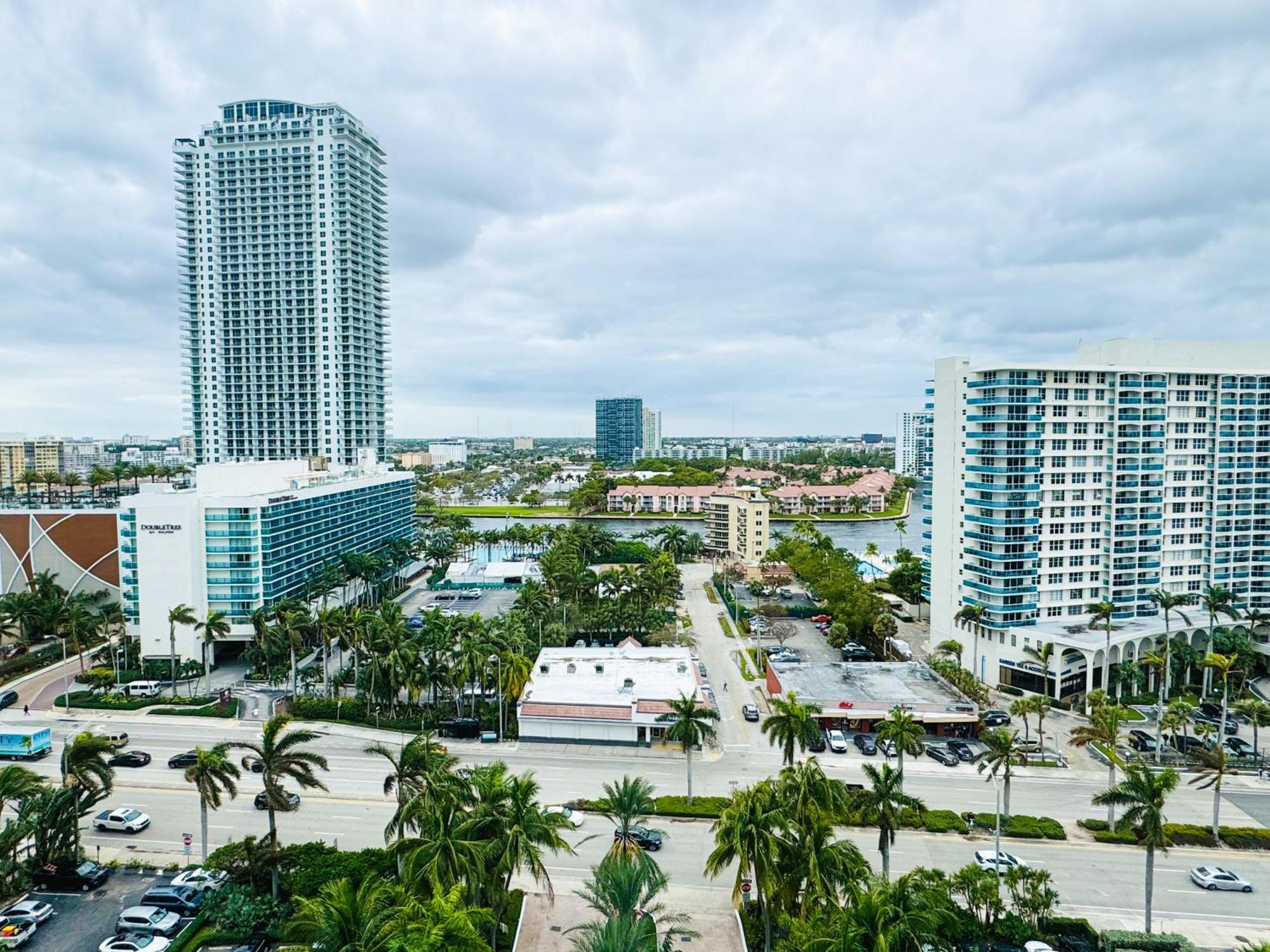 The Tides On Miami Hollywood Bay View Apartments 1B Exteriör bild